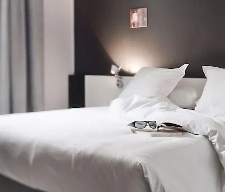 La Monnaie Arty & Hotell 4*