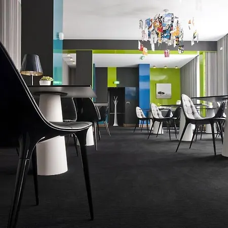 Hotell La Monnaie Arty & La Rochelle (Charente-Maritime)