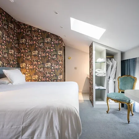Hotell La Monnaie Arty & 4*