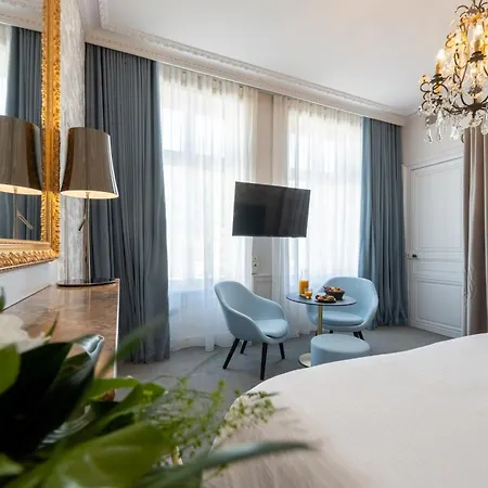 La Monnaie Arty & Hotell 4*