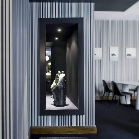 La Monnaie Arty & 4* 拉罗歇尔