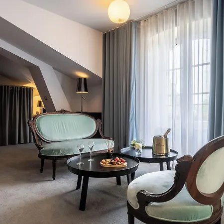 La Monnaie Arty & Hotell
