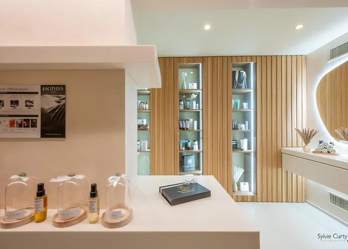 La Monnaie Arty & 4*