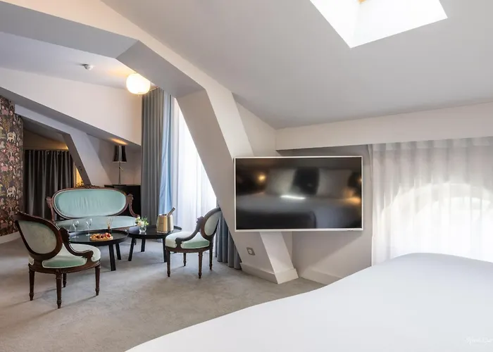 Hotel La Monnaie Arty & 4*