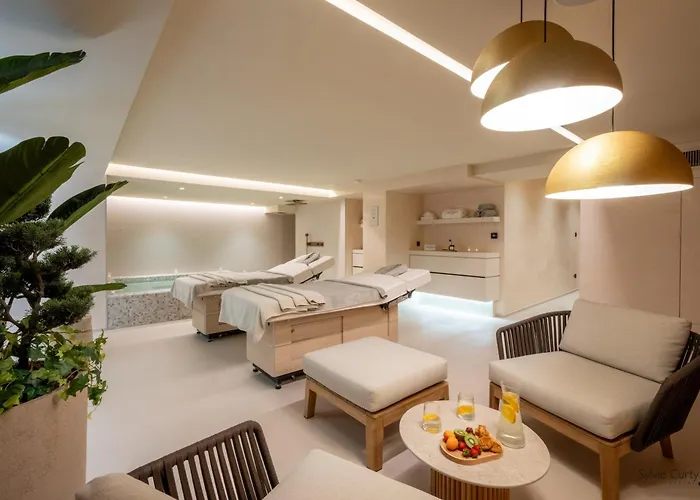 Hotel La Monnaie Arty & 4*