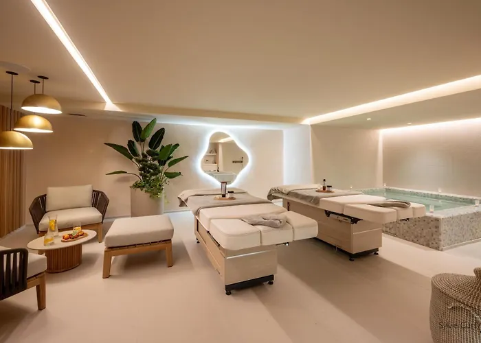 Hotel La Monnaie Arty & La Rochelle (Charente-Maritime)